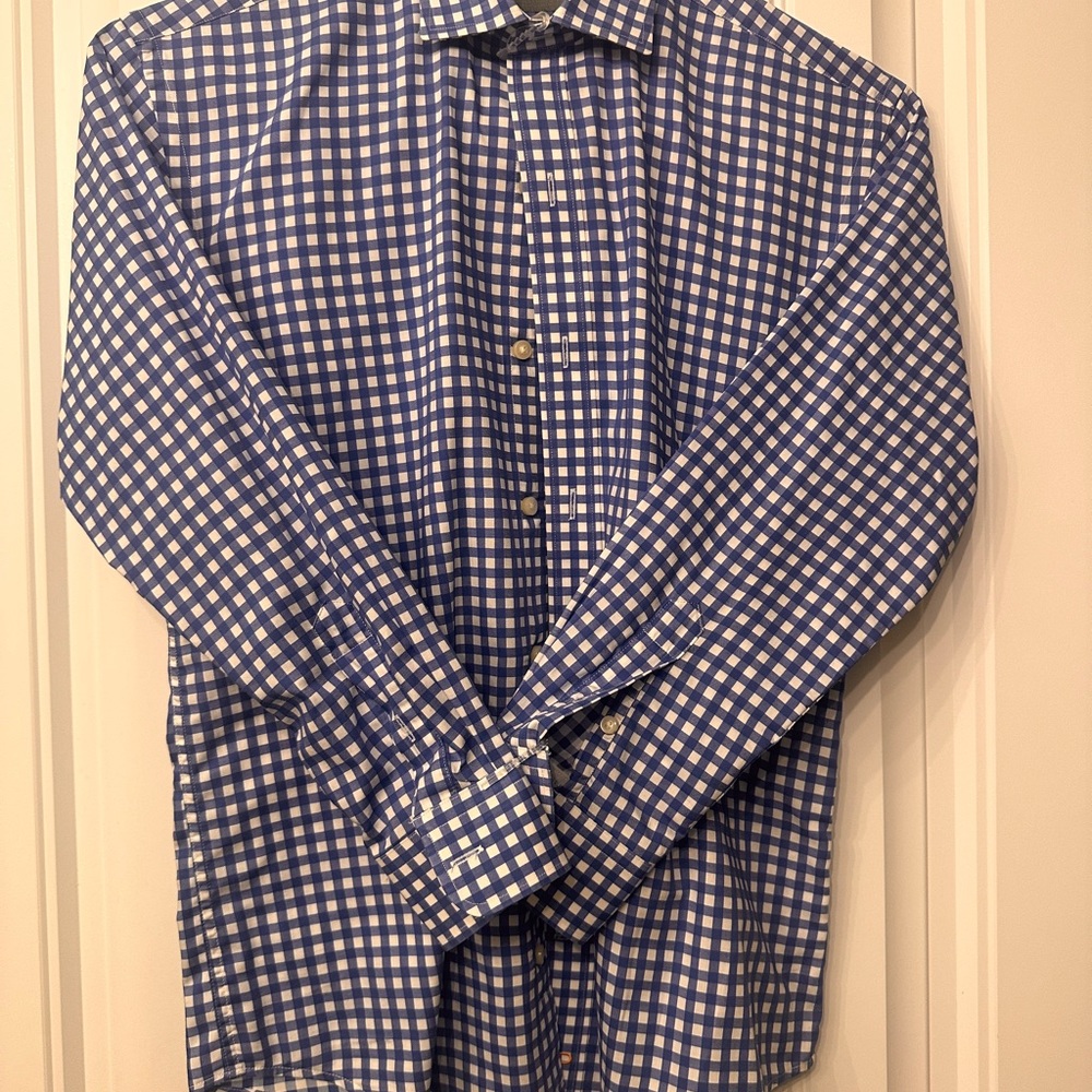 Boys size 10/12 Thomas Dean dress shirt